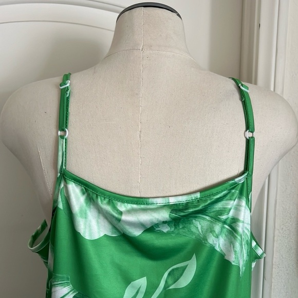 Maxi~Dress / Spaghetti Straps / Green & White Floral - Picture 4 of 11